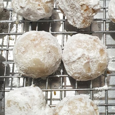 BG005 Galletas Besos de Nuez